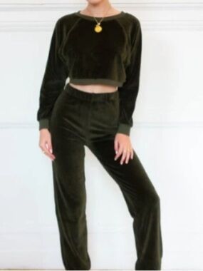 Suzie Kondi Set Velour Stretch Cropped Raglan Top Track Pants Women’s SIZE MED